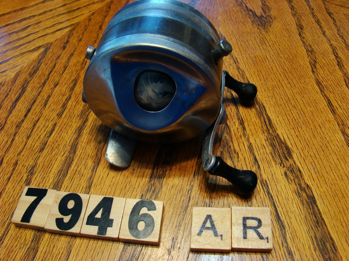 U7946 AR EARLY SUPER ZEBCO MODEL 22 FISHING REEL | eBay