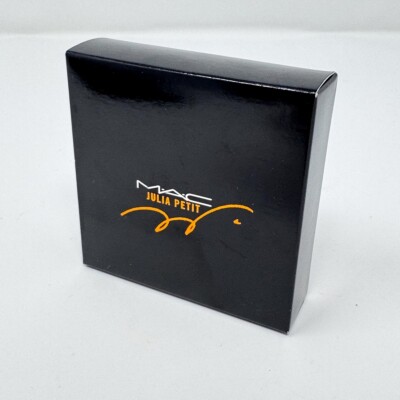 MAC Julia Petit Prep+Prime Transparent Finishing Powder Pressed