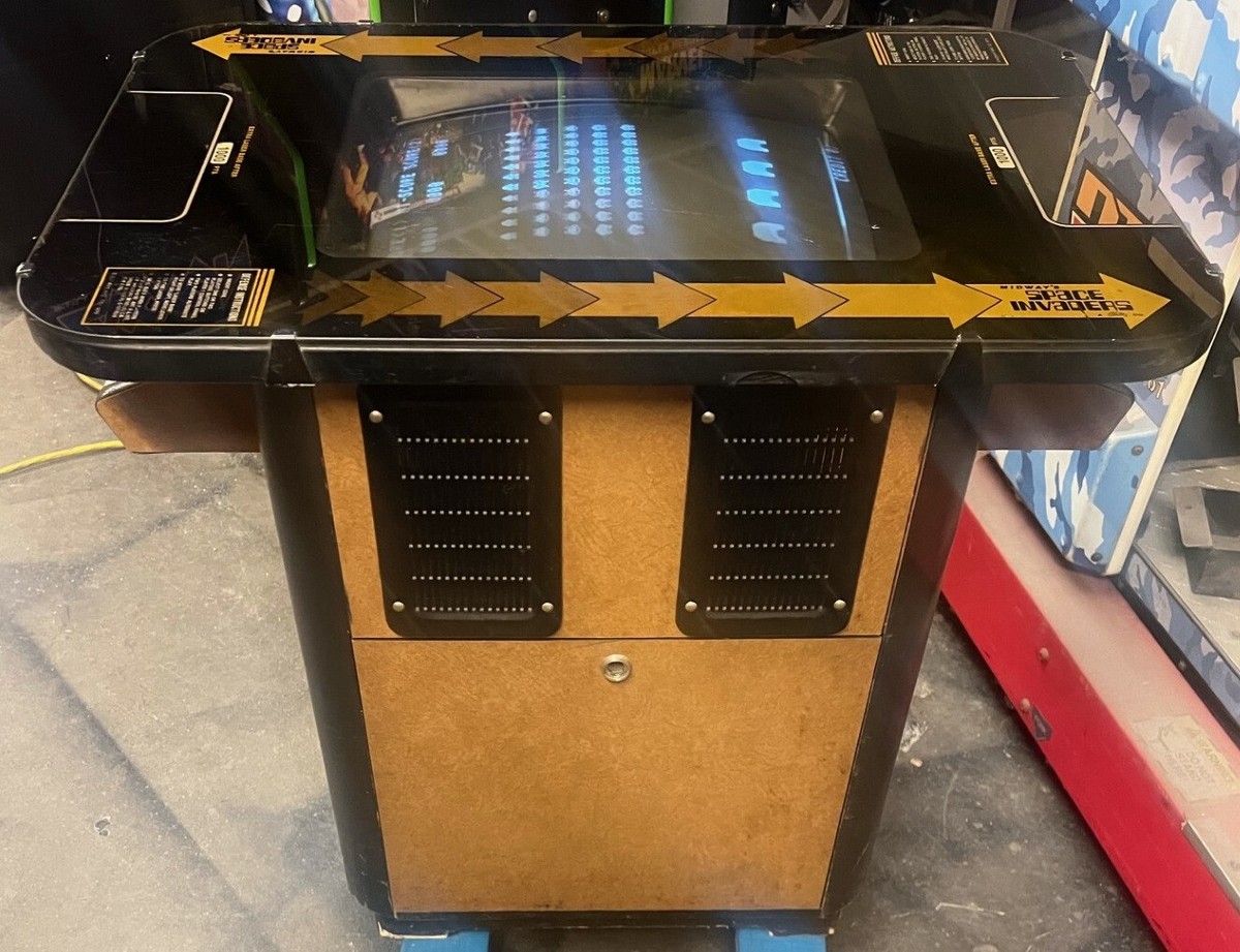 SPACE INVADERS Cocktail Table ARCADE MACHINE MIDWAY 1978