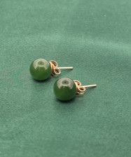 VTG 14k Yellow Gold Green Jade Round Ball Post Pierced Stud Earrings 8.0mm 2.1GR