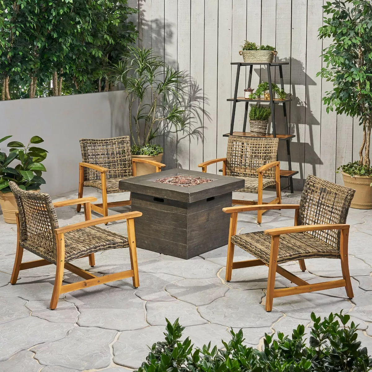 Wooden fire pit seating new arrivals