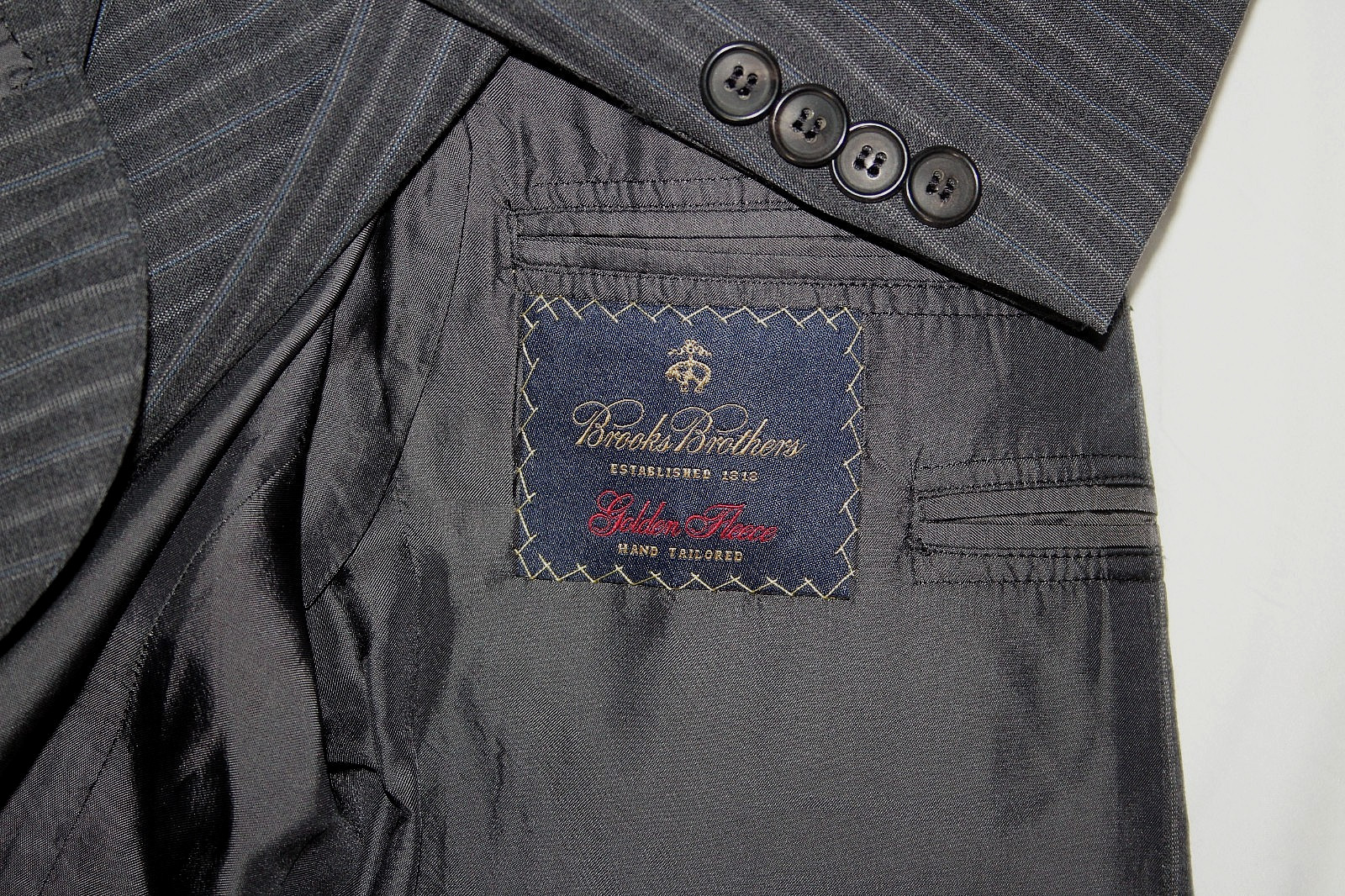BROOKS BROTHERS GOLDEN FLEECE 40R Charcoal Gray Stripe 2B 1-