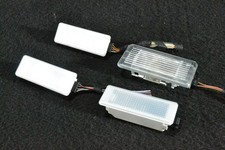 BMW 7er F01 Fussraumleuchte Innenraumleuchte Leuchte 9242161 9270506 Satz (115)