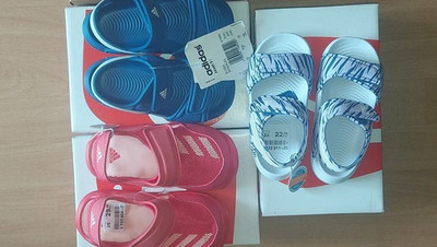 adidas Nike Gr23/24-25/26 Kinder Mädchen Jungen Badeschuhe Nur 1 Paar