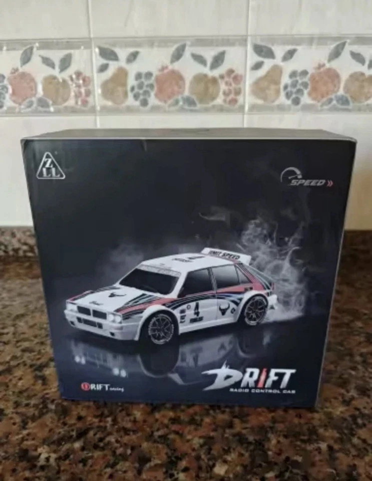 Auto telecomandata Lancia Delta integrale radiocomandata RC 1/24 fari led - Immagine 4 di 4