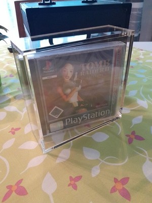 Tomb Raider 2 PS1 Neu sealed Eidos Classic Edition + Schutzhülle und Acrylglas 