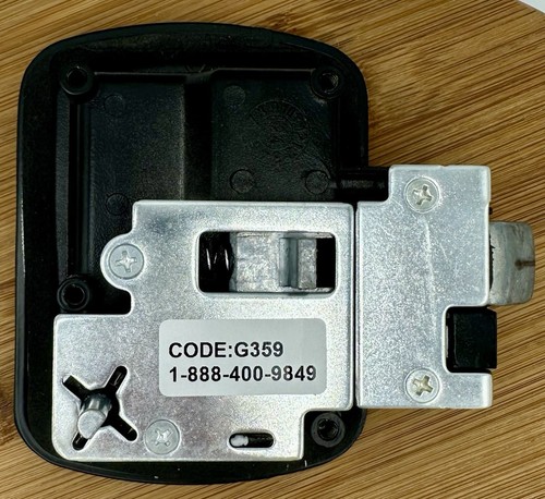 Black RV Trailer Camper Door Lock Handle, Locks -with 2 Keys - Picture 4 of 7