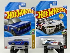 Hot Wheels BMW 2002  BMW M4 GT3 '70s vs '90s HW Starting Grid Lot of 2 W/Cases