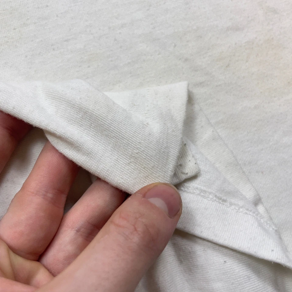 Camisa Polo Vintage Cintas Para Hombres Grande Blanca Logo Chevron Bolsillo Hecha en EE. UU. Foto 3 de 4