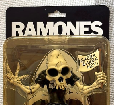サイバーニュウニュウ　すいか割り　7インチ ramones パンク天国 Ramones Pinhead Vinyl Sofubi Figure MOC Punk Magazine Holmstrom