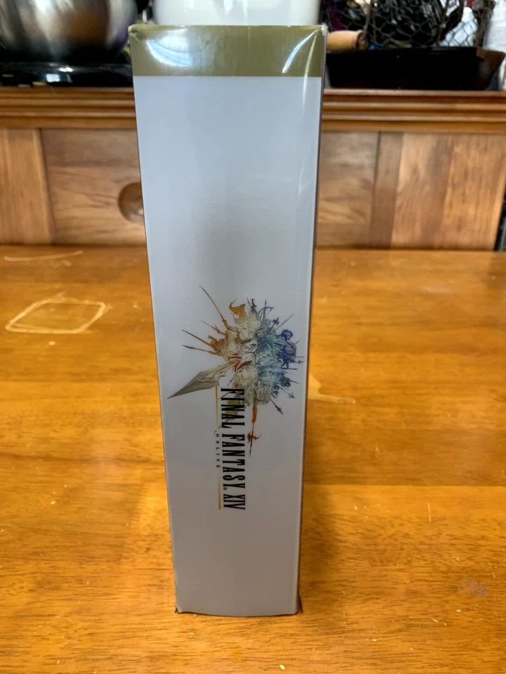 Original Final Fantasy XIV Collector's Ed for PC - Game, Box, Book and Token - Image 4 of 4