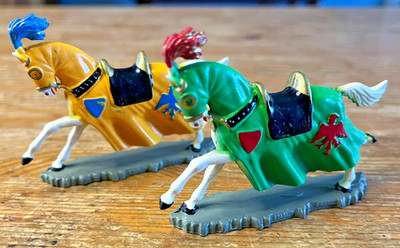 Chap Mei Medieval Horse Figures Lot of 2 Knights Toy Horses Yellow Green