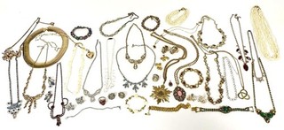 Lot of Antique & Antique Style Jewelry