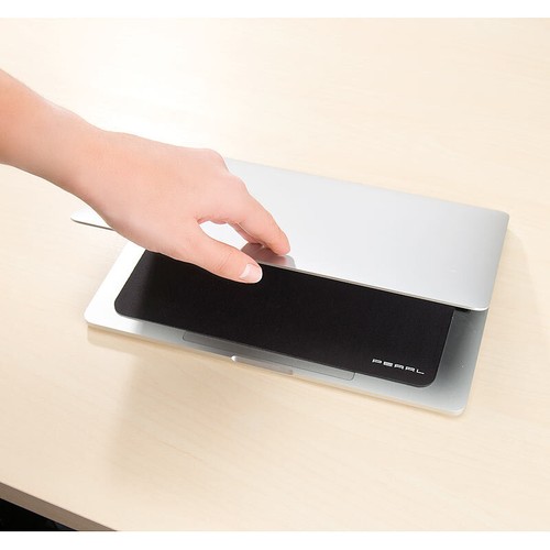 PEARL 4er-Set 3in1-Mikrofaser-Mauspads, Display-Schutz & Reinigungs-Tücher - Bild 9 von 9