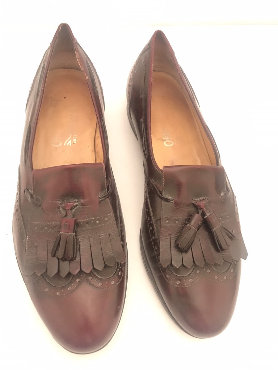 Salvatore Ferragamo Kiltie Tassel Loafers Burgundy Dress  display picture 1