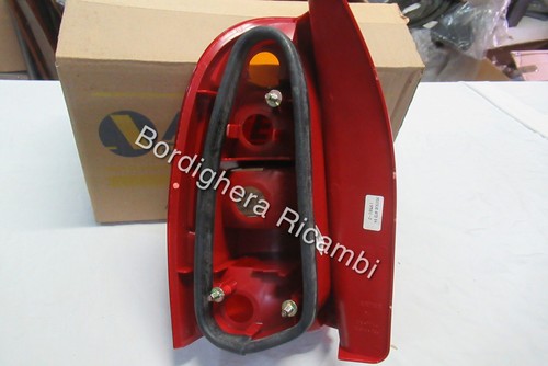 FARO FANALE STOP POSTERIORE FIAT PALIO SW WEEKEND DA 2002 DESTRO ORIGINALE - Bild 2 von 3