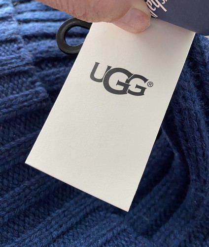 UGG Men's Wool Hat Signature Winter Beanie Ski Knit Navy Blue Ribbed Cuffed NWT - Picture 3 of 8