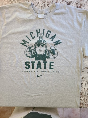 Michigan State University Spartans Strength and Conditioning Nike XL - Picture 6 of 6