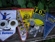 DDR Memorabilia Wimpel Abzeichen Medaillen Bildkarten W883