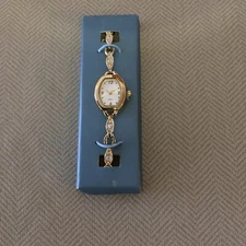 2004 Avon Montre Bracelet Ladies Quartz Watch Gold Tone CZ New In Box