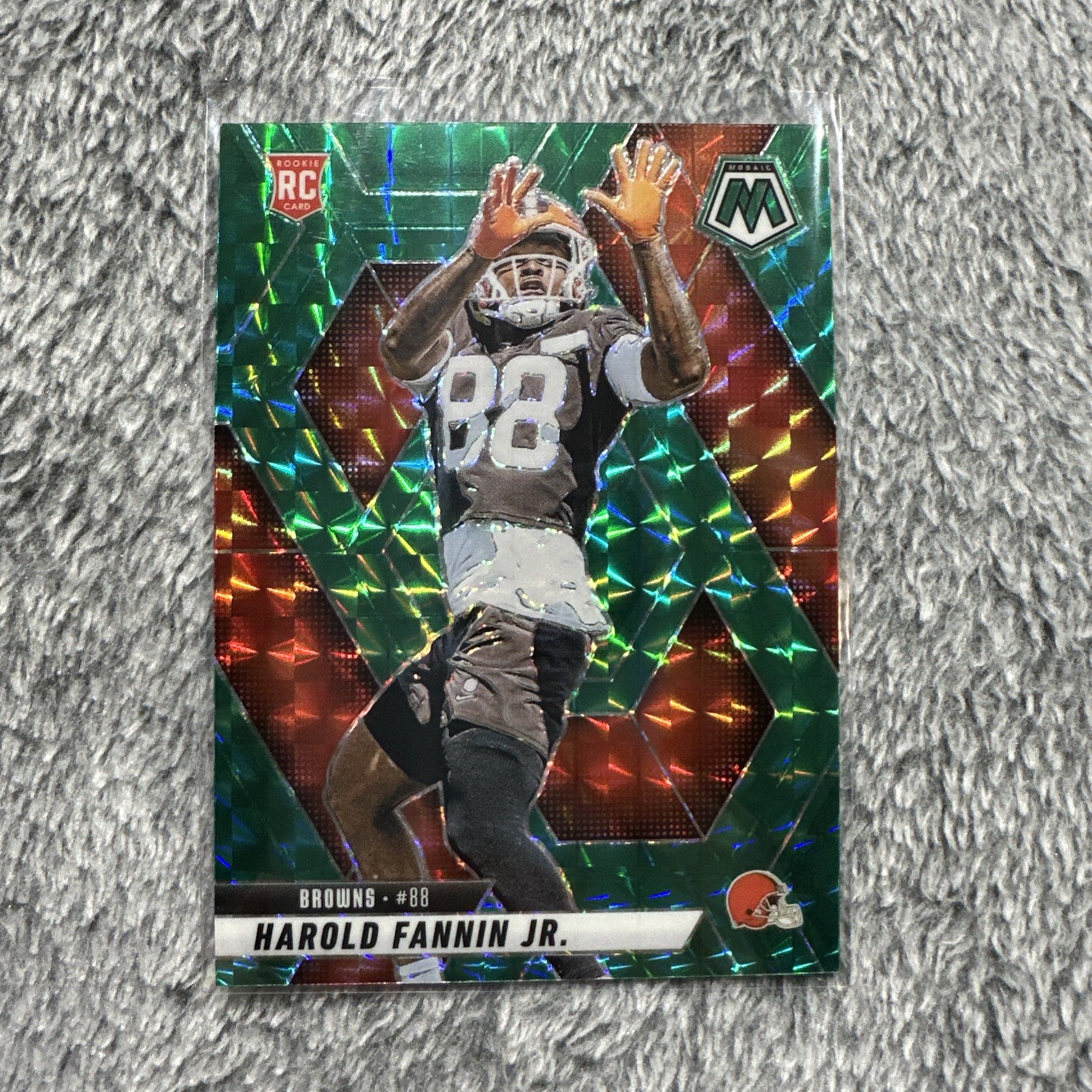 2025 Panini Mosaic - #384 Harold Fannin Jr. Green Mosaic Prizm (RC)