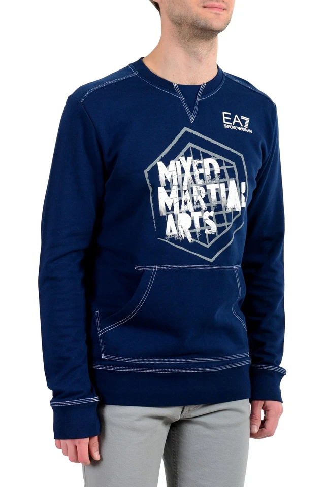 Sudadera Emporio Armani EA7 "Train MMA" Para Hombre Azul Gráfico Cuello Redondo Foto 2 de 4