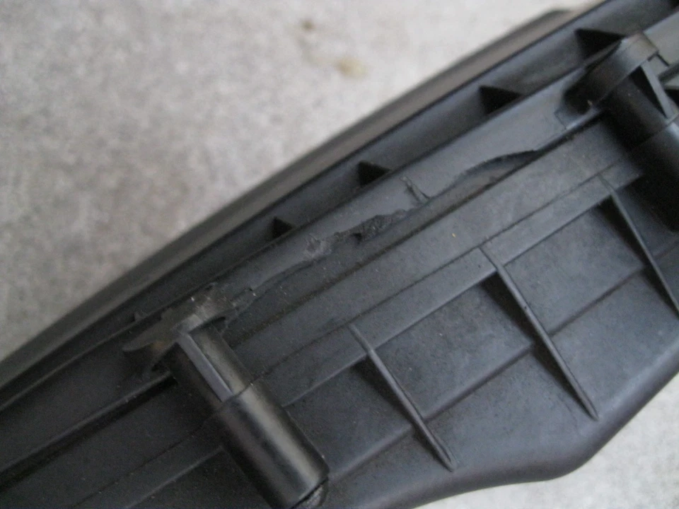 98-02 Mercedes-Benz W210 W208 CLK55 E55 AMG OEM Air Cleaner (1130900101) - Image 3 of 4