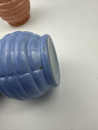 Vintage | Fireking | 5.5” | Pink and Blue | Salt and Pepper Shakers - Picture 5 of 19