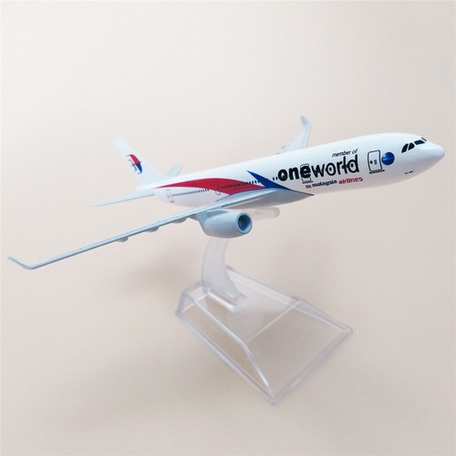 1:400 A330 Malaysia Airlines One World Airplane Alloy Plane Diecast Plane Model - Picture 7 of 12