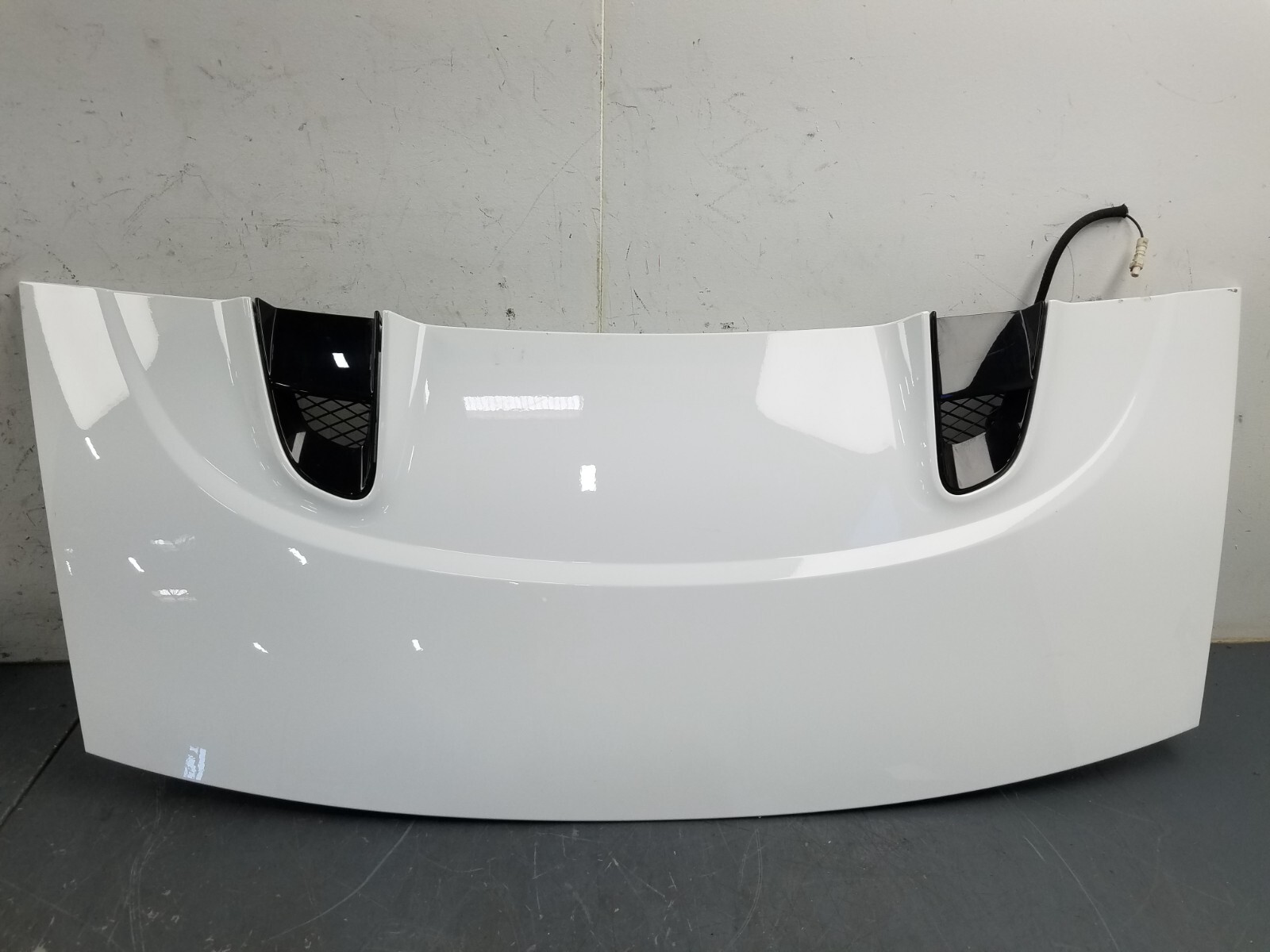 2011 Audi R8 Spyder V10 Rear Engine Deck Lid Cover #0472 J7