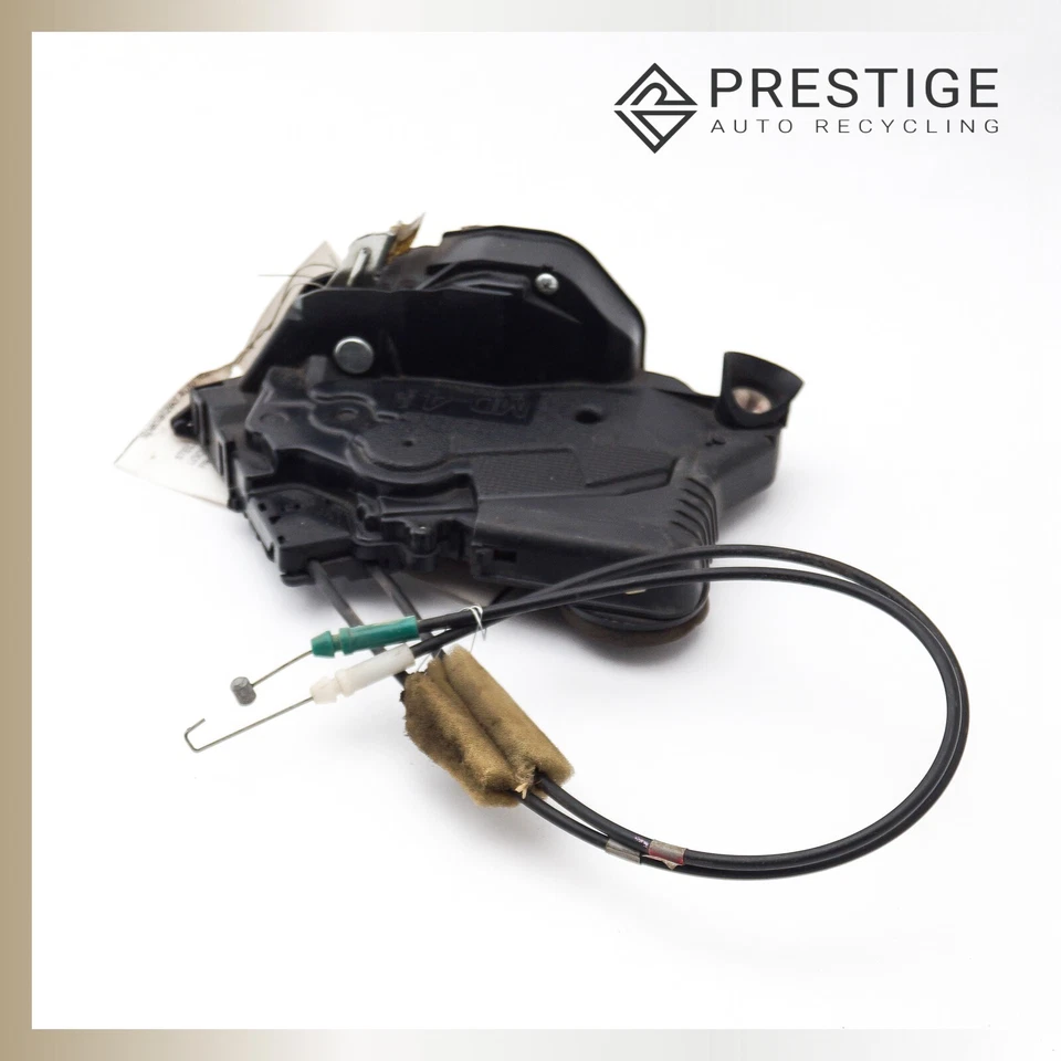 Actuador de cierre de puerta delantero derecho Toyota Tacoma 2005-2016 69030-04030 OEM Foto 3 de 4