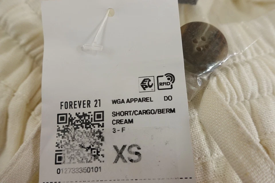 Pantalones Cortos Forever 21 Mujer Talla XS Crema Tiro Alto 7" Entrepierna Carga Nuevos con Etiquetas Foto 3 de 4