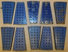 10 PLAQUES SECTEUR A REBORDS BLEU OR réf 54a .MECCANO ANNEES 34/54 BOITE 3a à 10