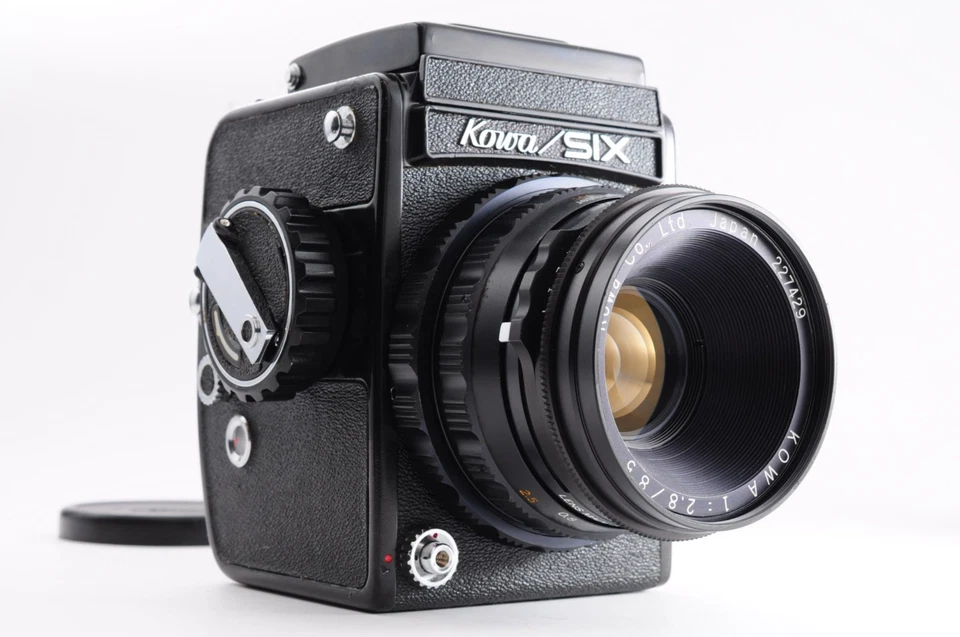 **CASI COMO NUEVA** Cámara fotográfica Kowa Six negra de formato medio 6x6 + 85 mm f/2,8 de JPN Foto 2 de 4