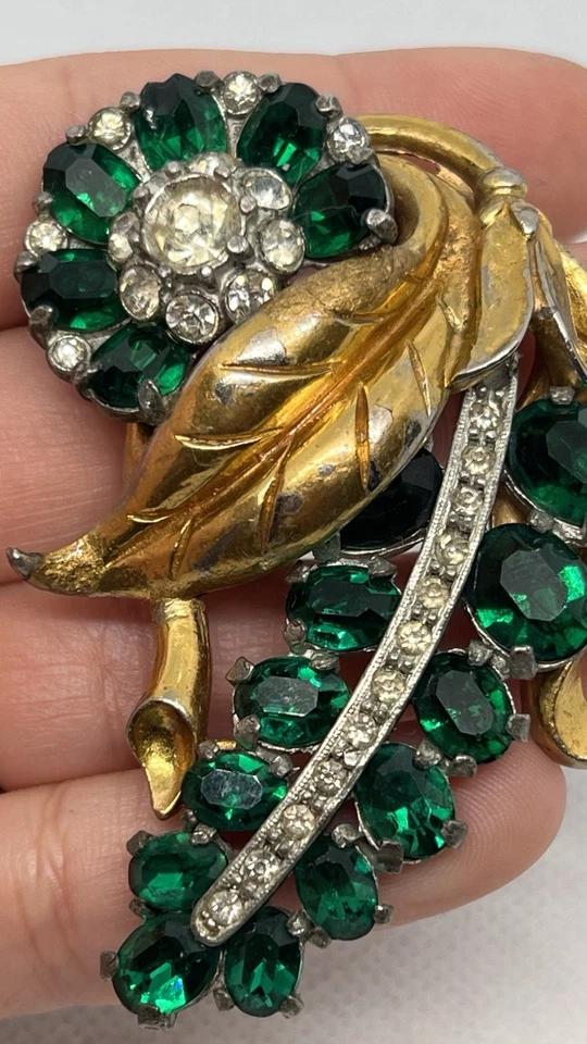 Clip de piel raro estilo Coro Art Deco flor verde tono dorado Foto 3 de 4