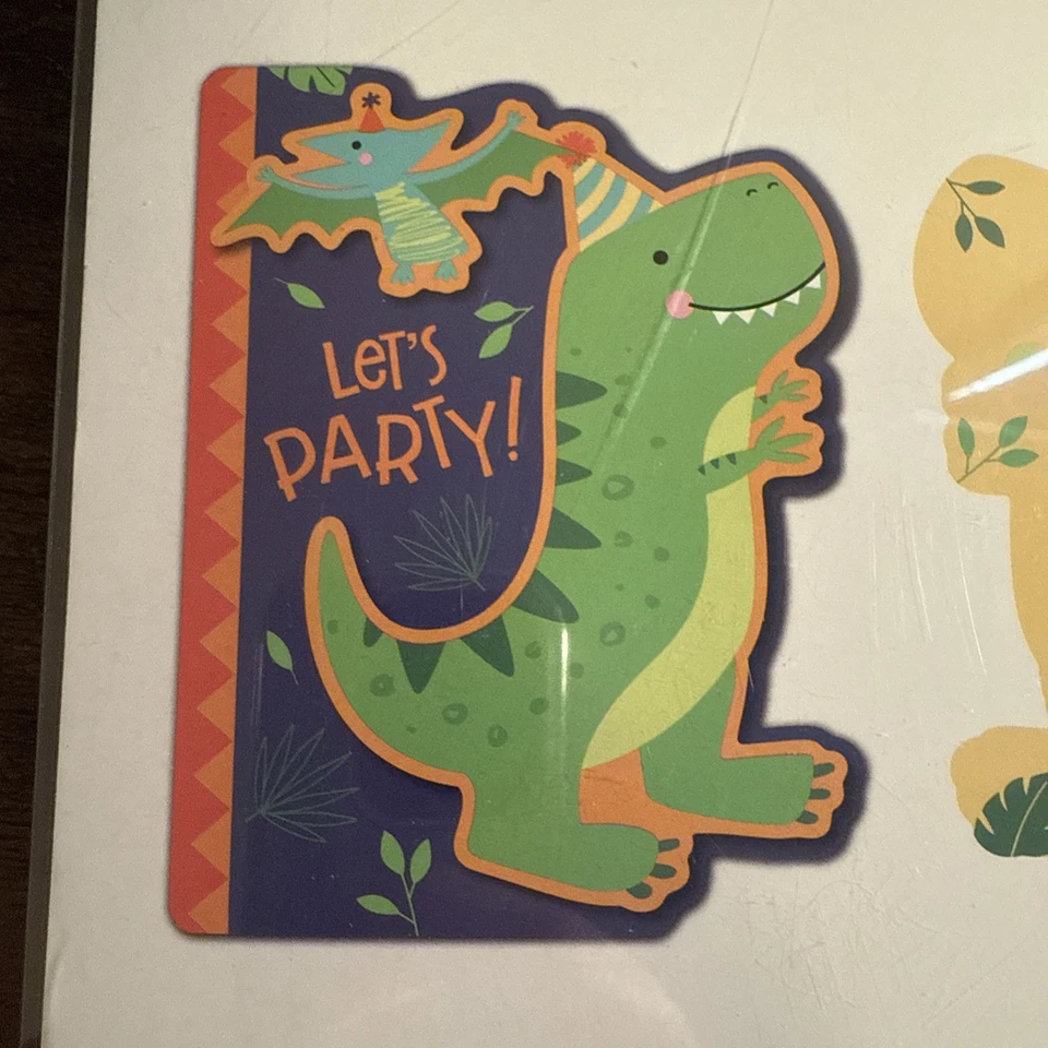 New 8 pack of dinosaur “let’s party”invitations and envelopes - Image 3 of 4
