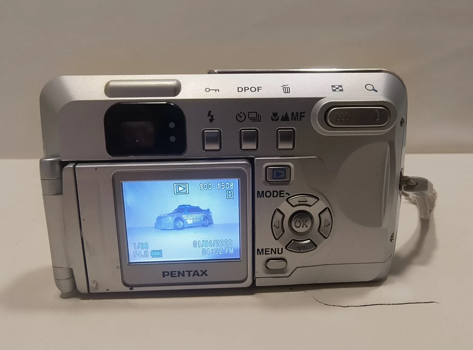 PENTAX Pentax Optio 33LF 3.2MP Digital Camera - Silver Tested - Image 4 of 4