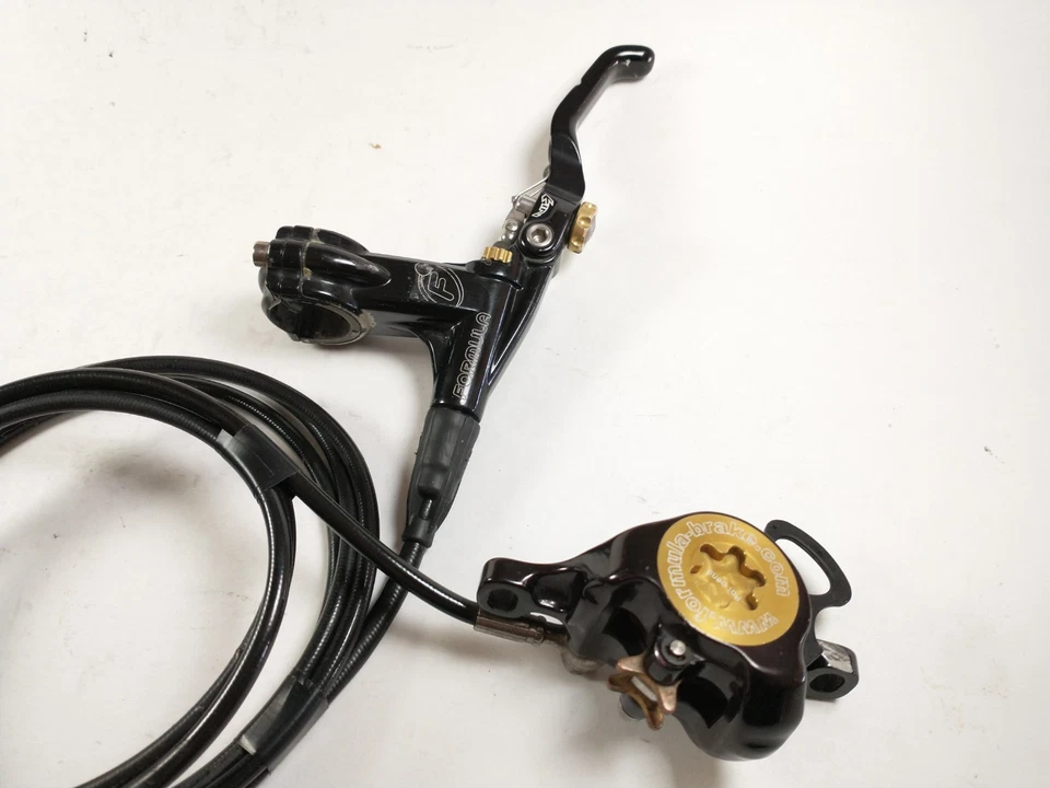 Frenos de disco hidráulicos Formula "The One" 🇮🇹 (delanteros y traseros) Foto 2 de 4