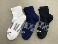 3 pairs Women's Bombas Cushion Honeycomb Quarter Socks Size M 3 Colors