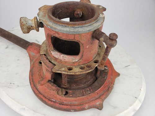 Vintage Ridgid No. 65-RA Manual Receding Pipe Threader 1-1/4" Thread Dies - Picture 6 of 15