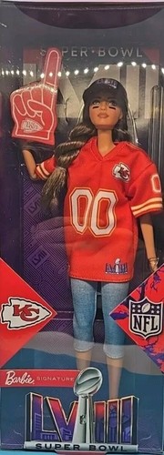 Kansas City Chiefs Superbowl Barbie 58 LVIII, Mint In Shipping Box - Picture 2 of 4