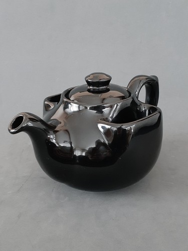 Mid-century Hall pottery black T-Ball teapot - Picture 3 of 12
