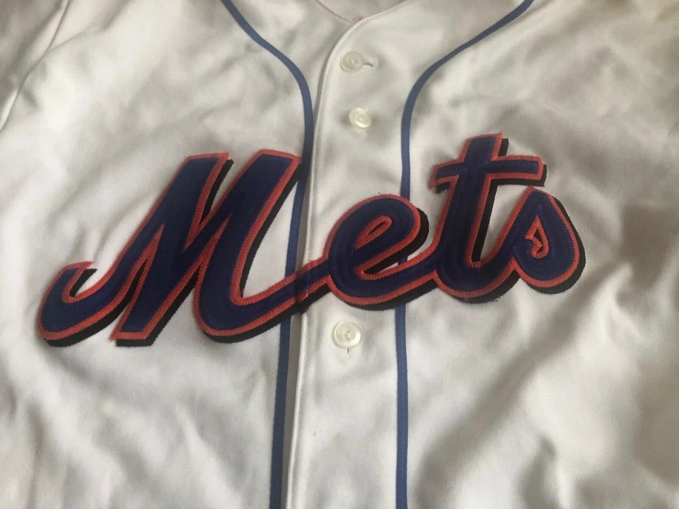 CARLOS BELTRAN NEW YORK METS GENUINE MAJESTIC JERSEY SIZE XL WHITE - Image 2 of 4
