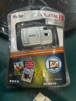 Vivitar  3-in-1 Digital Camera PC Web Cam Video Clips - New in box