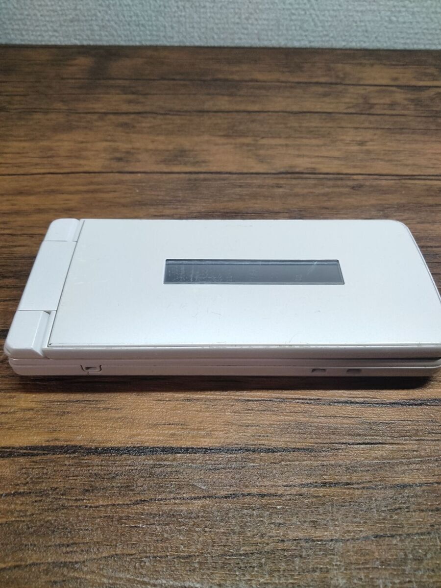 SIM-free AQUOS Mobile Phone Keitai3 805SH white Color Brand SIM-free AQUOS Mobile Phone Keitai3 805SH white Color Brand