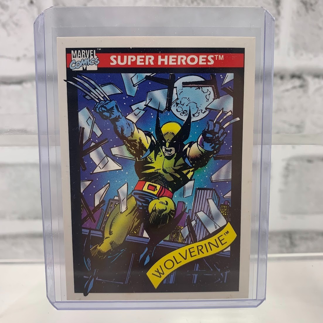 1990 Impel Marvel Universe Super Heroes Wolverine #23