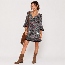 Melissa Paige Modern American Cherry Dress Women's Size M NWT Boho-chic Casual