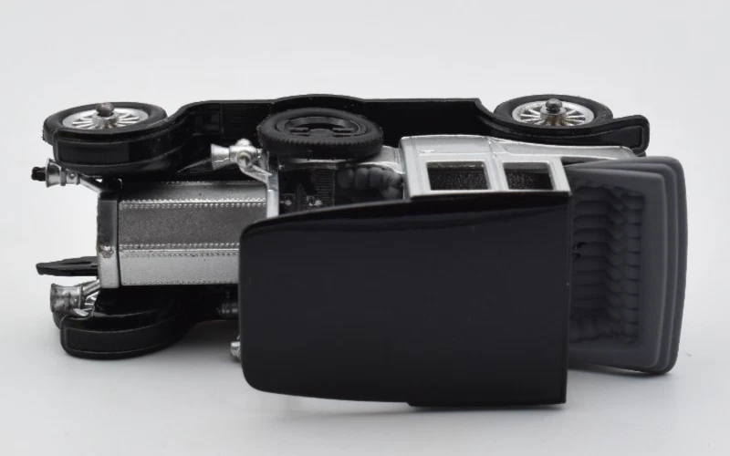 Matchbox MoY Yesteryear Y7 1912 Rolls Royce silver. Code 3 Ishimar England - Image 3 of 4