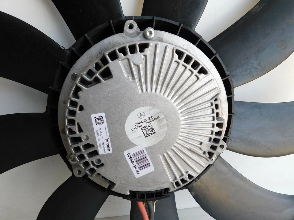 Mercedes Benz AMG GT Coupe C190 2016 Front Radiator Cooling Fan J123 - Image 3 of 4