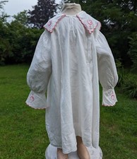 ANTIQUE EDWARDIAN WHITE CHILD  S COAT W HAND EMBROIDERY